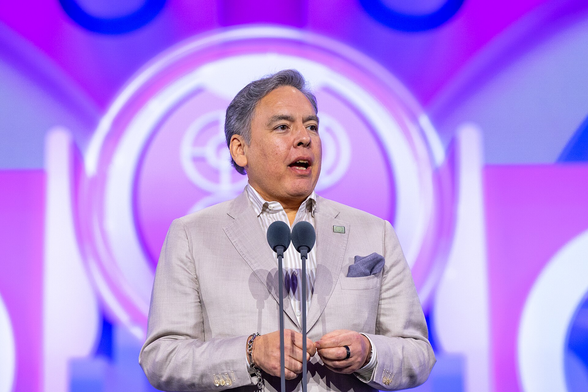 Shawn Layden 在 2026 年 Game Developers Choice Awards 台上發言